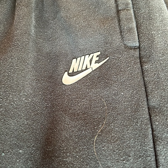 Nike Air Sweatpants - Picture 2 of 5